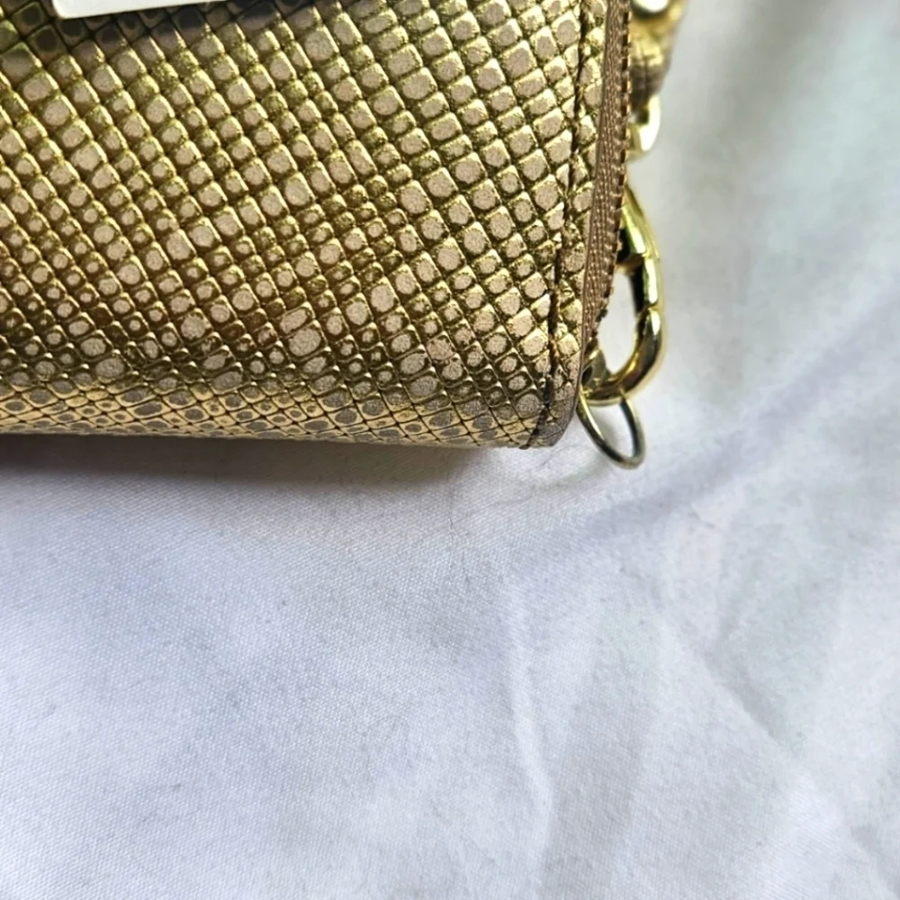 Brand New Fossil Gold Crossgrain Leather Wristlet Zip Around Wallet 6